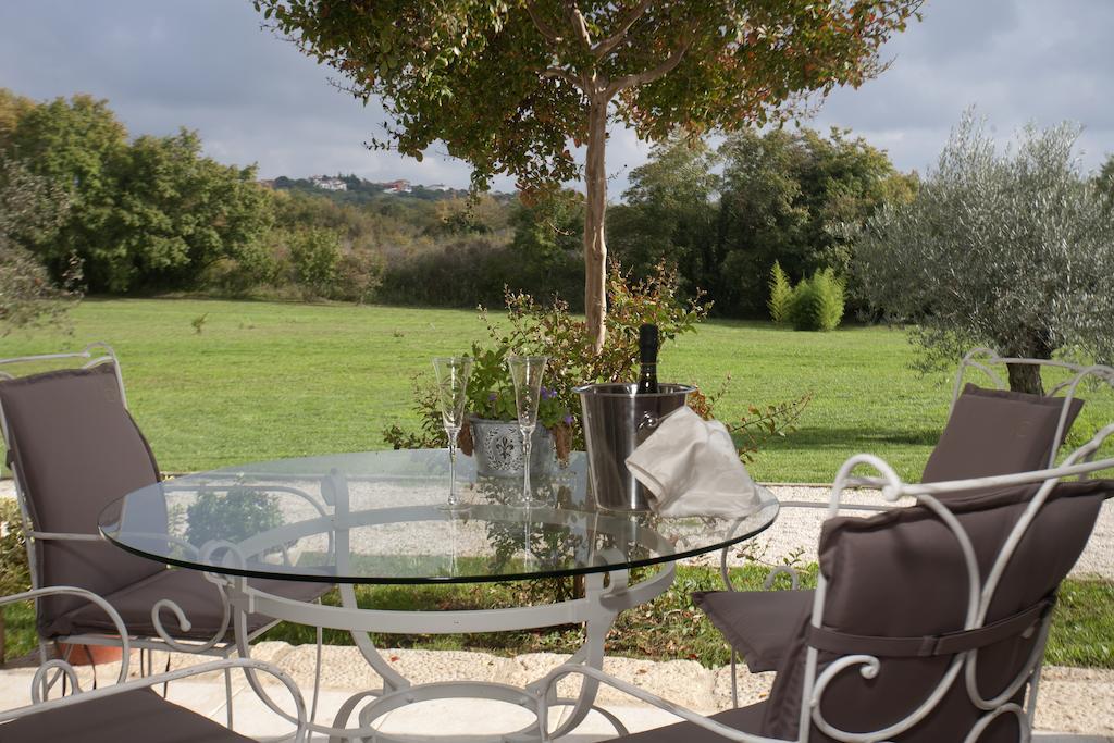 Villa Castello Rausch Valkarin 部屋 写真