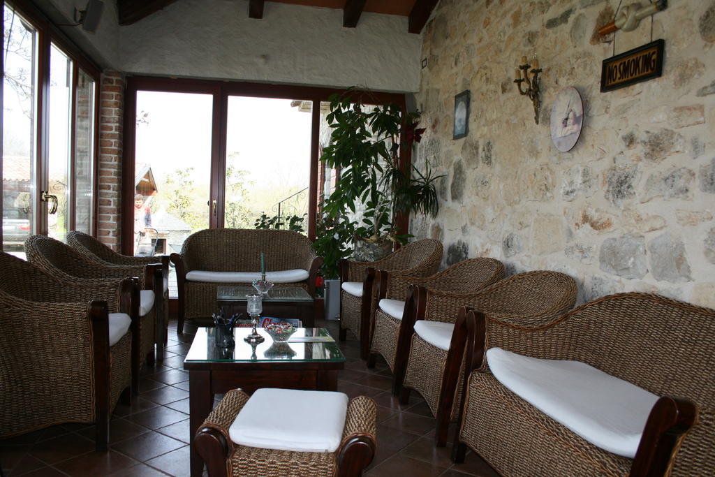 Villa Castello Rausch Valkarin エクステリア 写真